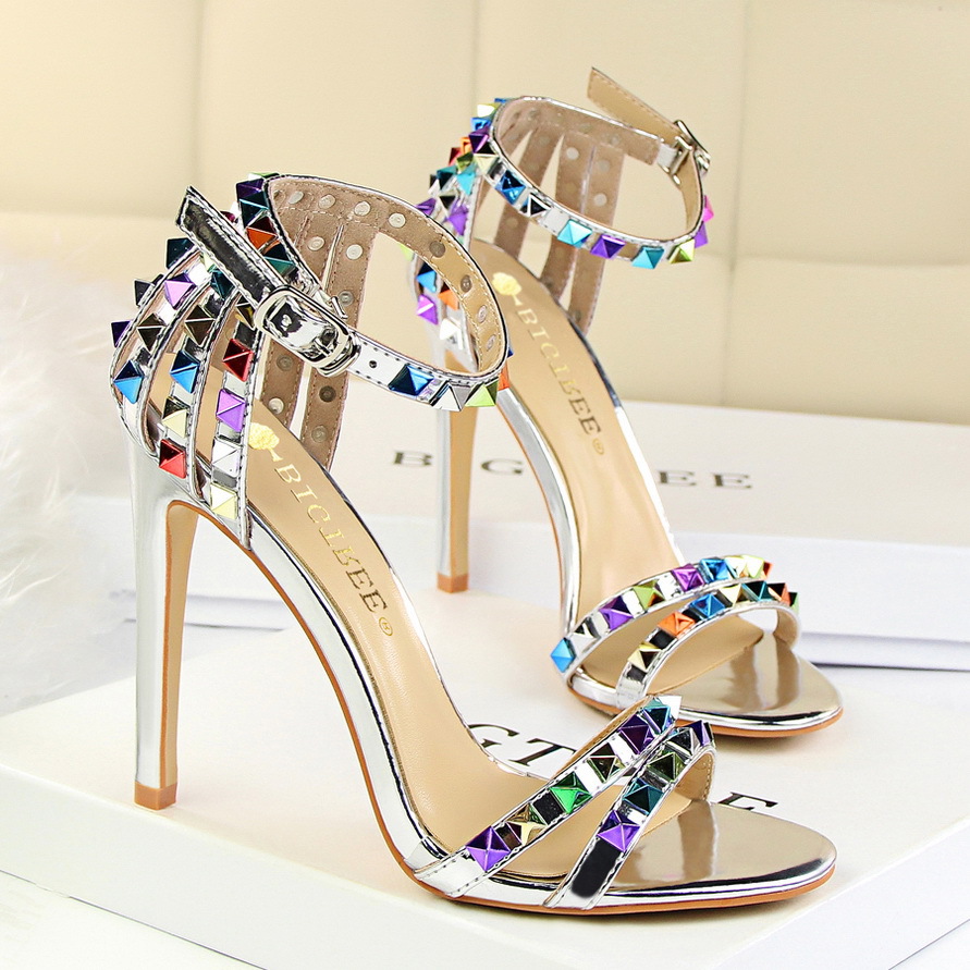 Ladies' temperament, slim heel - Women Fashion Simple review and price