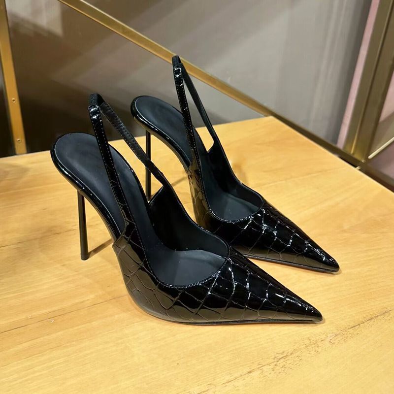 New Simple Pointed Back Hollow - Women Fashion Simple review and price
